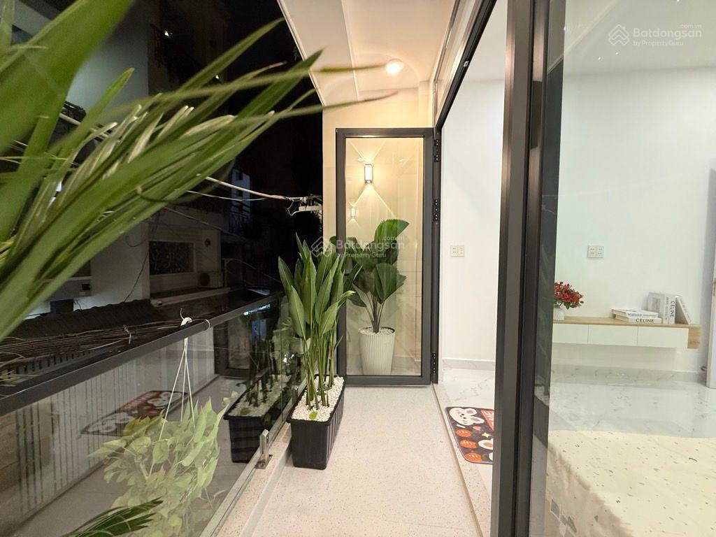 9.xty  nhà 60m2 3pn, hẻm xe hơi thông hoàng hoa thám phú nhuận, gấp bán