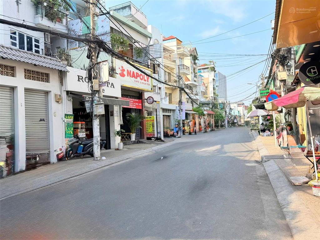 Nhỉnh 9ty,nhà hẻm xe hơi sát mặt tiền khu phan xích long phú nhuận,52m2 hẻm 6m,cc 1 đời