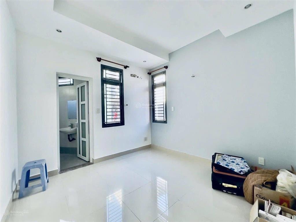 Hiếmchỉ 9.xtyngay khu vip đặng văn ngữ,hoàng diệu phú nhuận50m2 sát mặt tiền