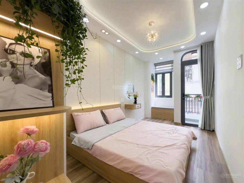 Hiếm  nhỉnh 6tỷ  nhà đẹp leng keng 4pn full nội thất 35m2 thông phan xích long, phú nhuận