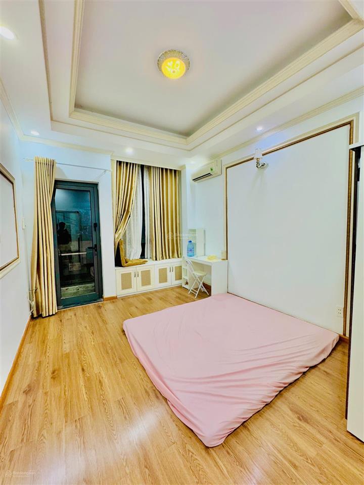Nhỉnh 9ty  nhà 4 tầng 50m2 hẻm xe hơi ngủ nhà ngay gần coopmart nguyễn kiệm,phú nhuận
