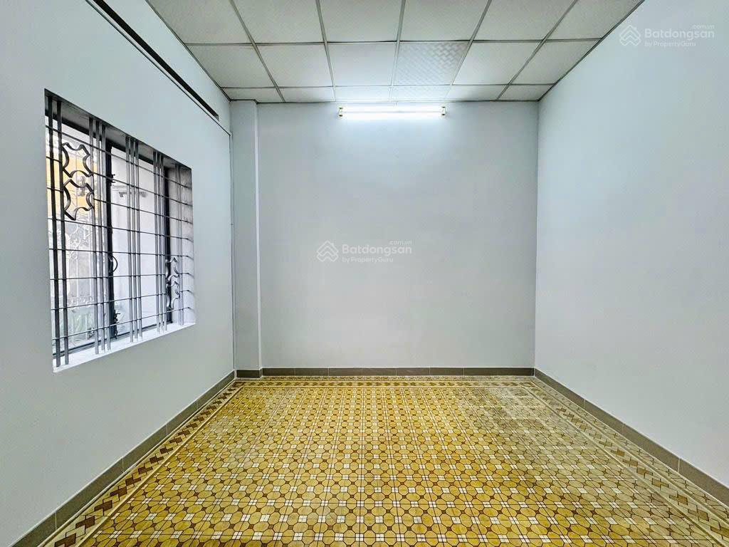 Hiếm,nhỉnh 9ty nhà khu vip đào duy anh phú nhuận,50m2,hẻm xe hơi,cho thuê 15tr/th