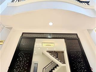 Nhỉnh 8ty,nhà mới 5pn gần 60m2 sát hẻm xe hơi thông ,gần chợ cây quéo ,phú nhuận