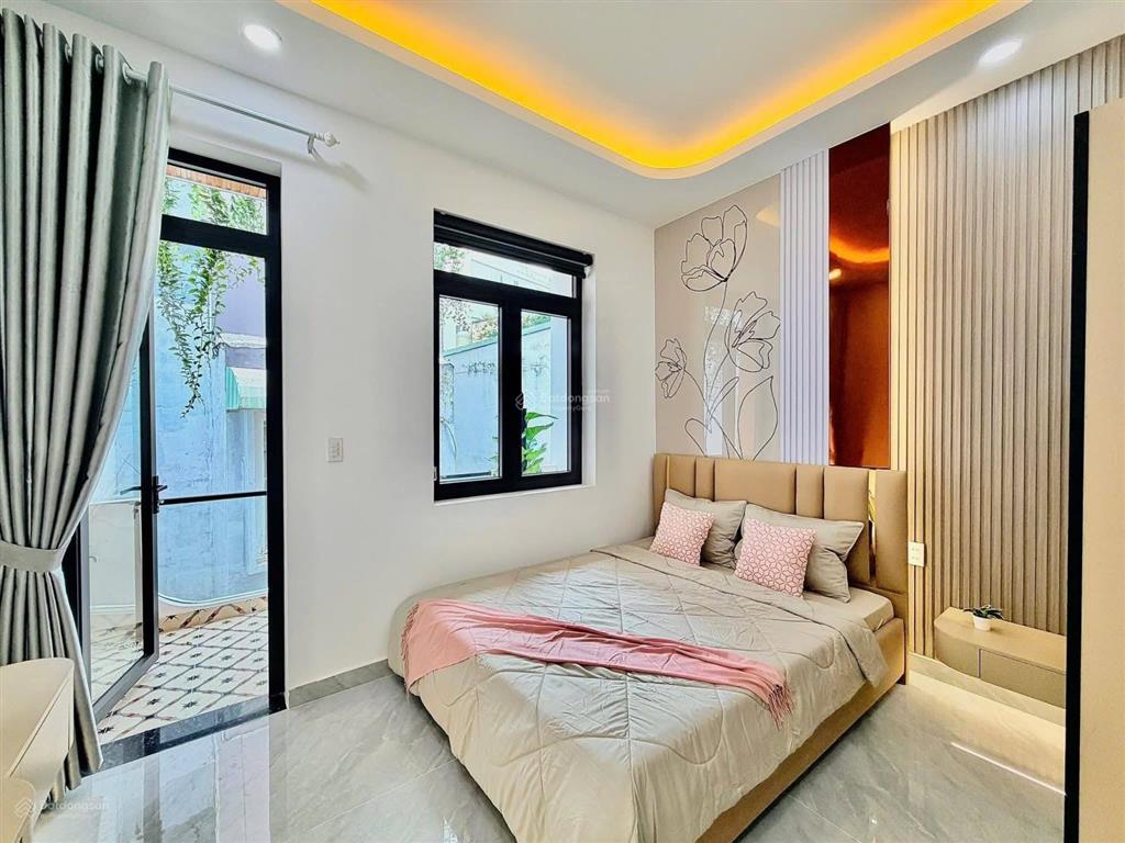 Nhỉnh 7ty,nhà mới ở liền,ngay nguyễn văn trỗi phú nhuận,tặng full nội thất cao cấp