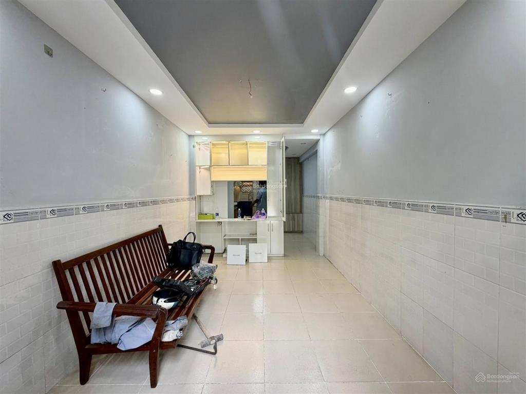 Ngay phan đăng lưu phú nhuận,gần 40m2,3 tầng 3pn sát hẻm xe hơi thông,chỉ nhỉnh 5ty