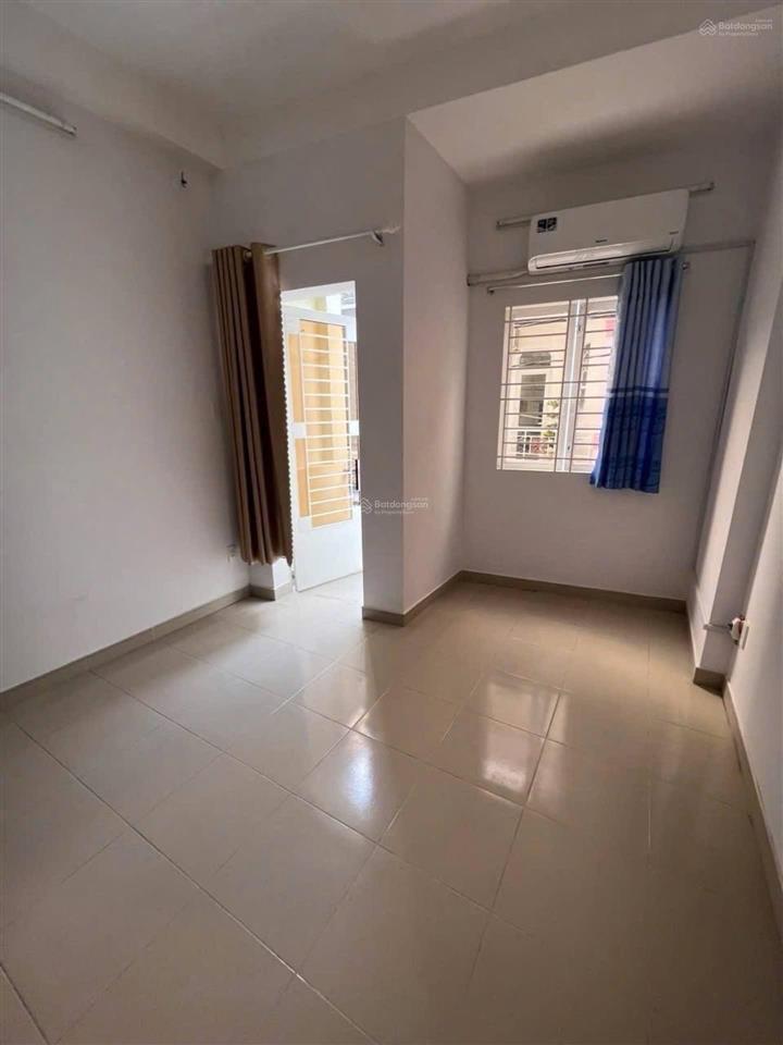 Gấp bán giảm sâu còn hơn 7ty,nhà hẻm xe hơi thông,50m2,3 tầng 3pn,phú nhuận
