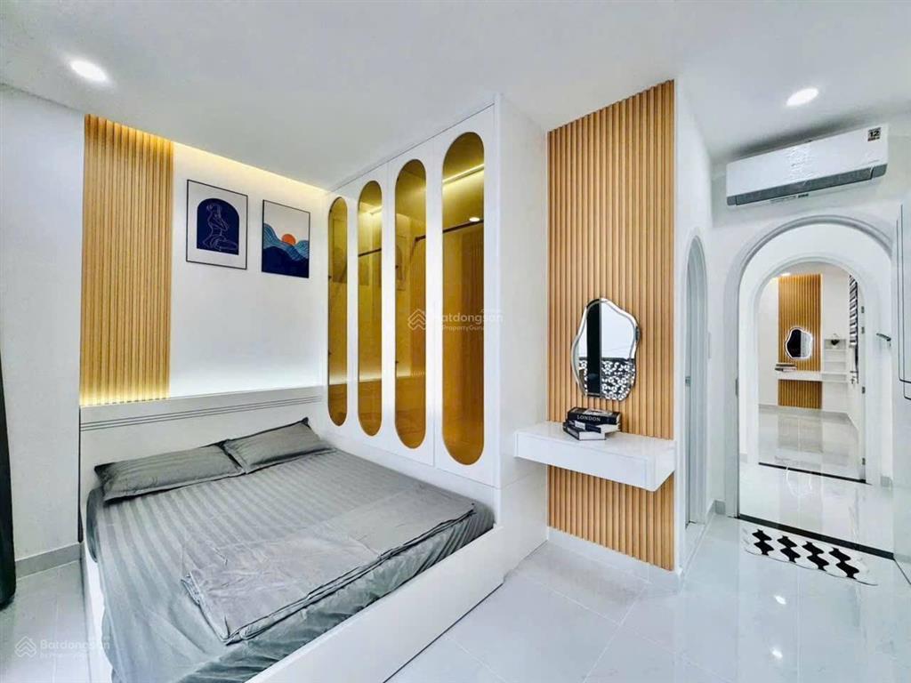 Nhỉnh 7 tỷ, căn góc 2 mặt thoáng 50m² 3pn, hẻm xe hơi thông thích quảng đức phú nhuận
