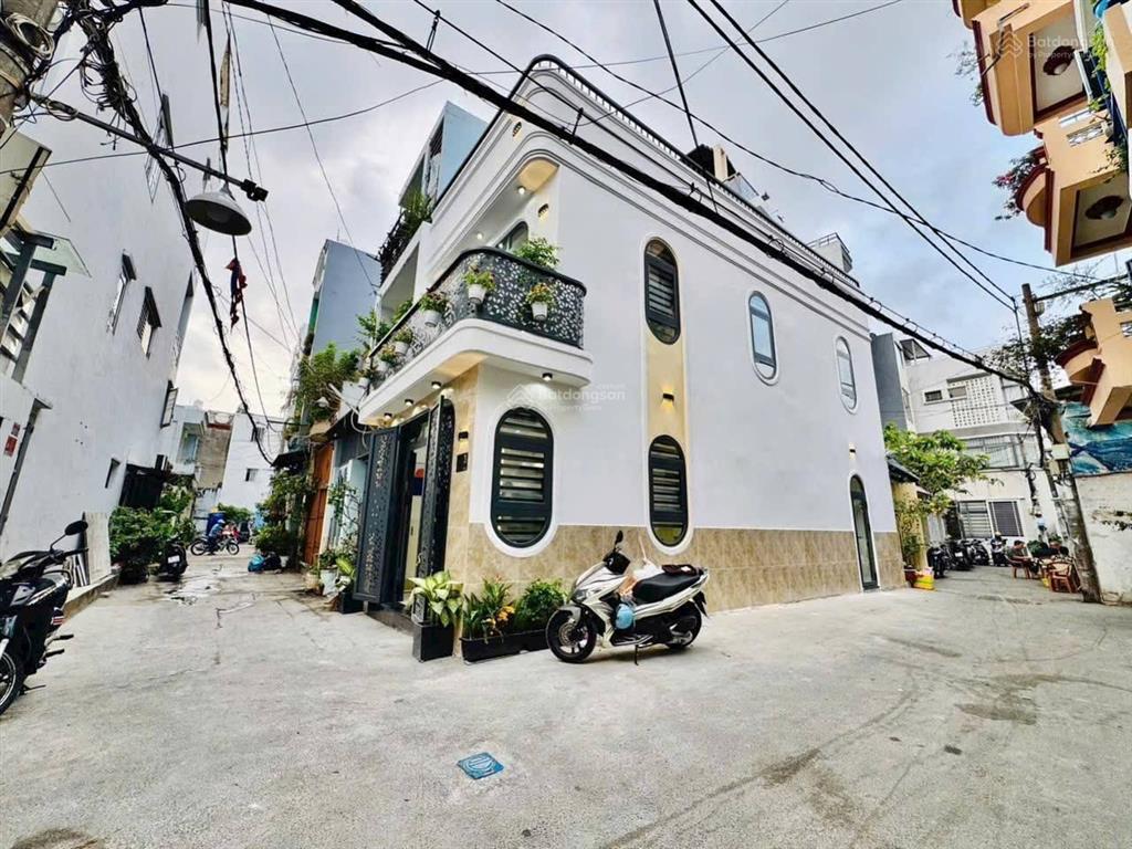 Nhỉnh 7 tỷ, căn góc 2 mặt thoáng 50m² 3pn, hẻm xe hơi thông thích quảng đức phú nhuận