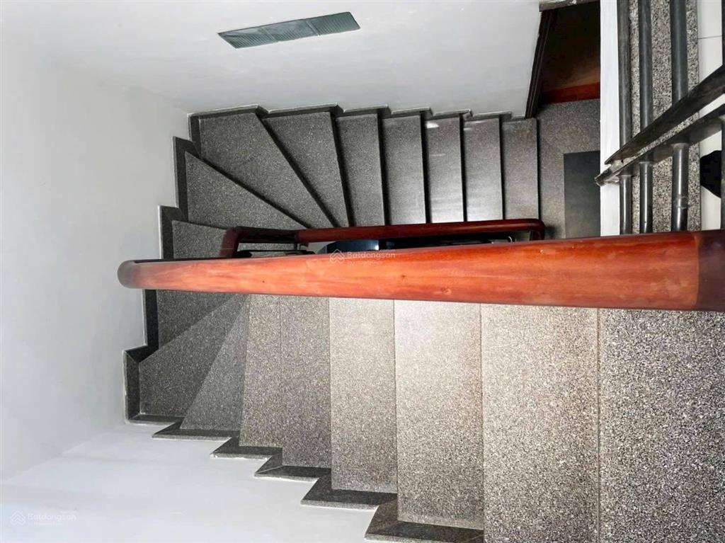 Hiếm  nhỉnh 8 tỷ nhà 50m² 4pn hẻm xe hơi thông ngay ngã tư phú nhuận