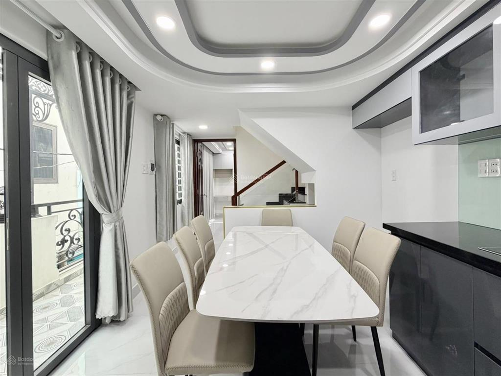 Hiếm, nhỉnh 8 tỷ đồng, nhà xây mới 50m², 4pn, sát hẻm xe tải thông phan xích long, phú nhuận