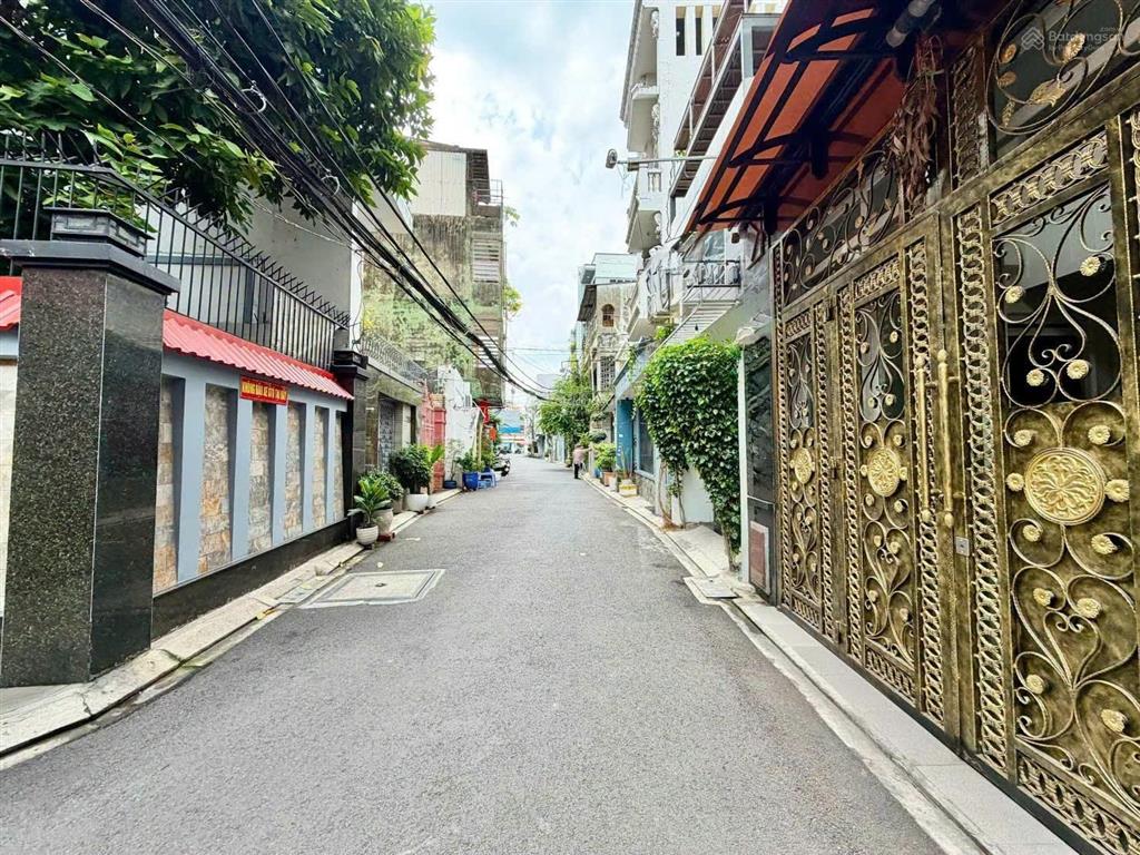 Ngay ngã 4 phú nhuận, nhà hẻm xe hơi 1 trục, mới keng, 3pn gần 50m2