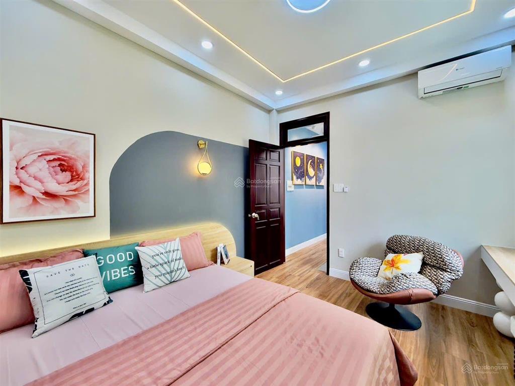 Rẻ, gần phan đình phùng, phú nhuận  60m2  4 tầng  full nội thất  chỉ hơn 9 đồng