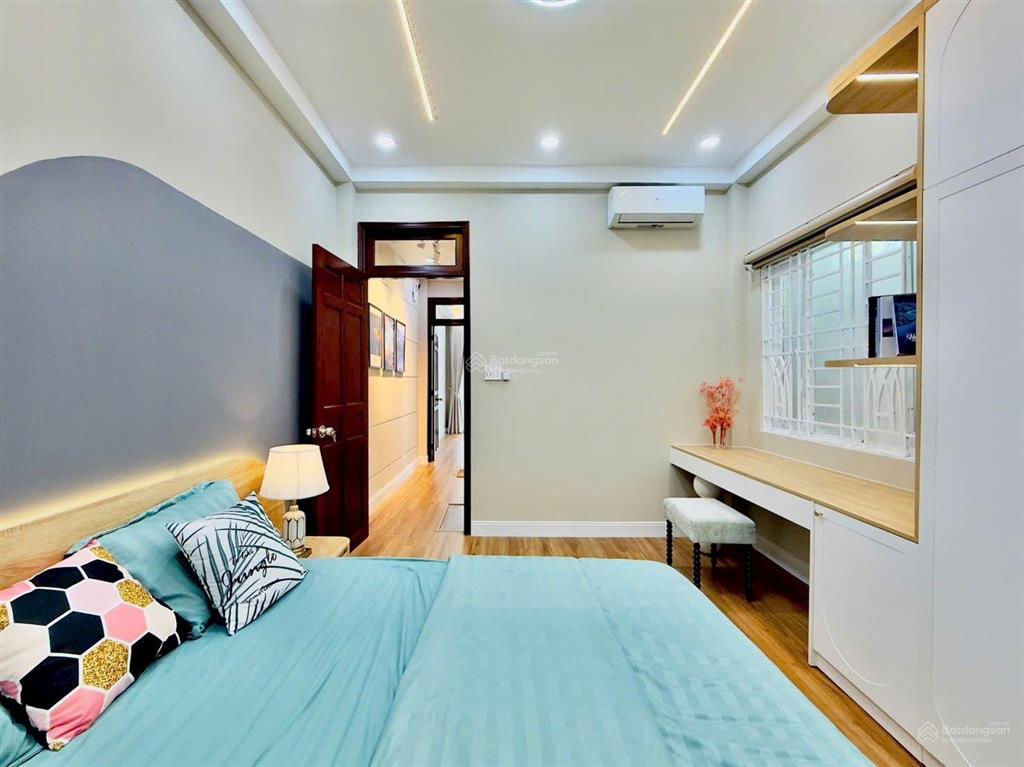Rẻ, gần phan đình phùng, phú nhuận  60m2  4 tầng  full nội thất  chỉ hơn 9 đồng