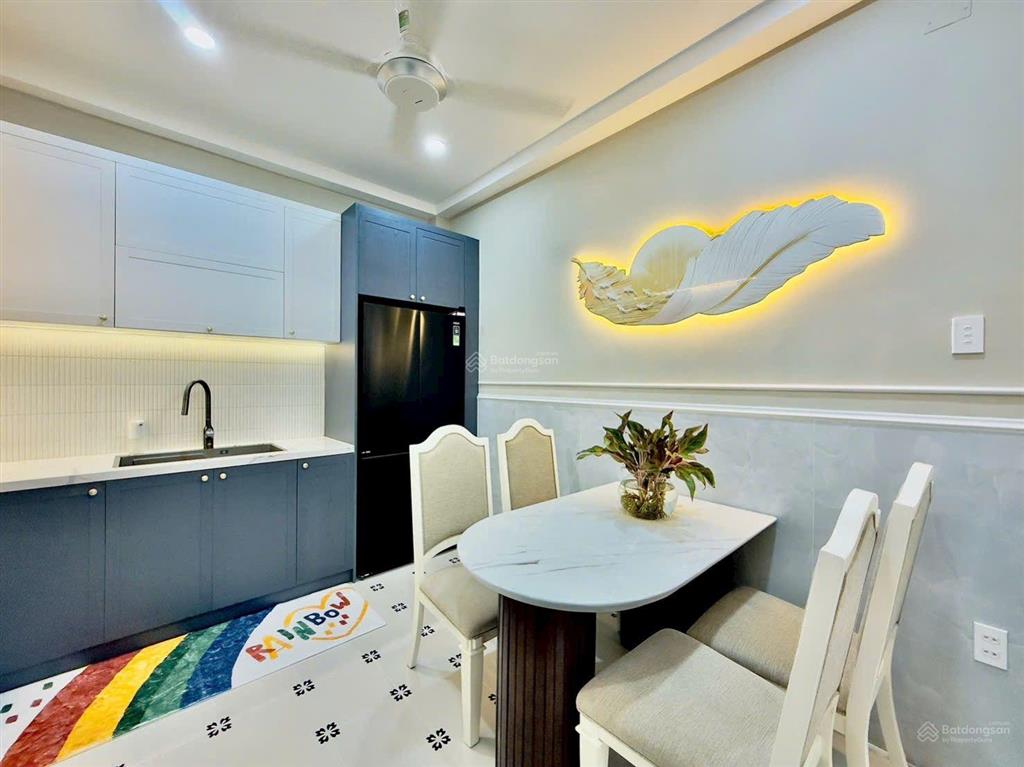 Rẻ, gần phan đình phùng, phú nhuận  60m2  4 tầng  full nội thất  chỉ hơn 9 đồng