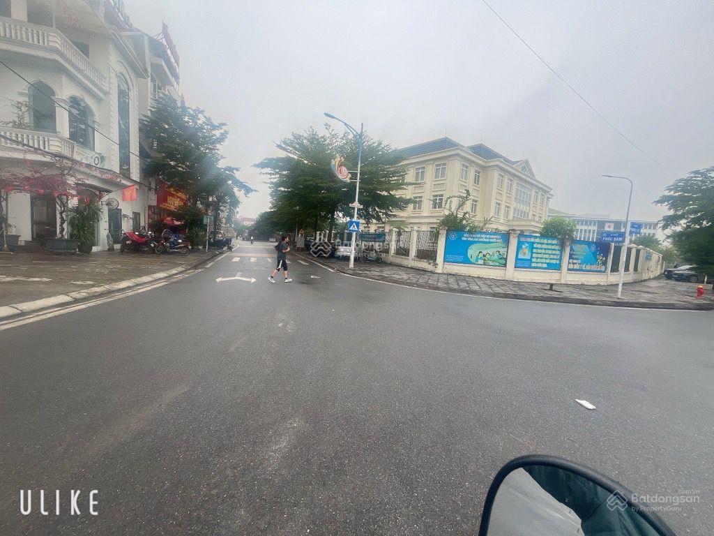 Đất đẹp tựu phúc, lô góc, ngõ thông, tiện ích ngập tràn.