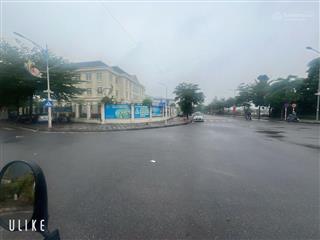 Đất đẹp tựu phúc, lô góc, ngõ thông, tiện ích ngập tràn.