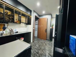 Tập thể tôn thất tùng, full nội thất đẹp, cực hiếm trong khu vực.