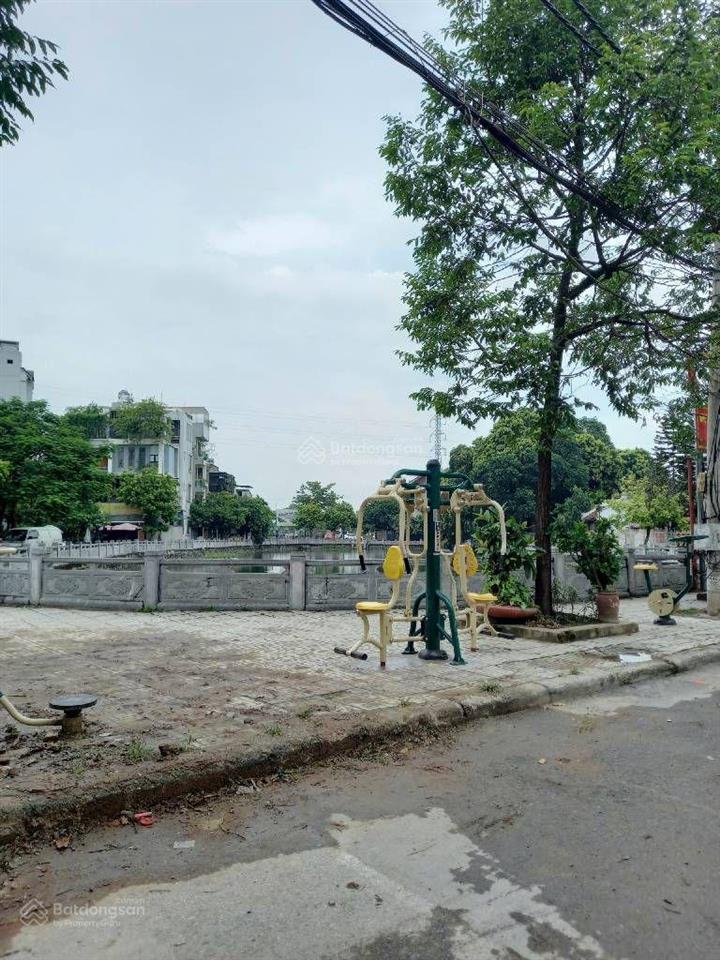 Siêu phẩm đức diễn, rẻ nhất khu vực, ngay sát hồ sen