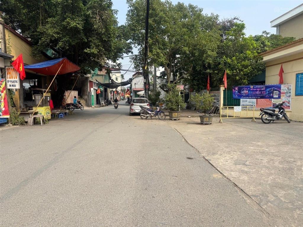 Đất vàng do nha, giá tốt khu vực, lô góc, gần ô tô.