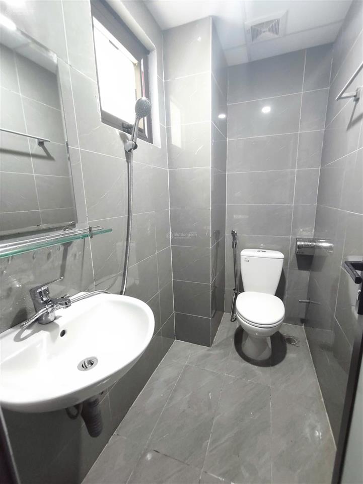 Chính chủ cho thuê phòng cao cấp khép kín ngõ 123 trần cung ( nhà số 4 ngách 2)