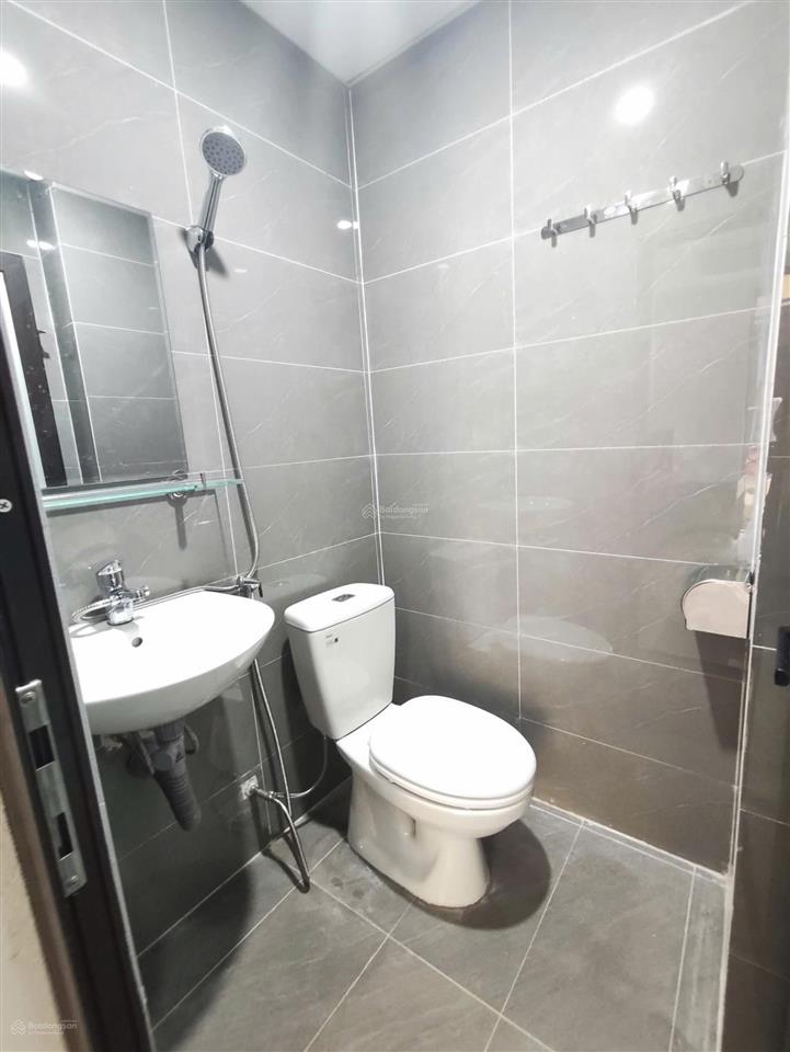 Chính chủ cho thuê phòng cao cấp khép kín ngõ 123 trần cung ( nhà số 4 ngách 2)