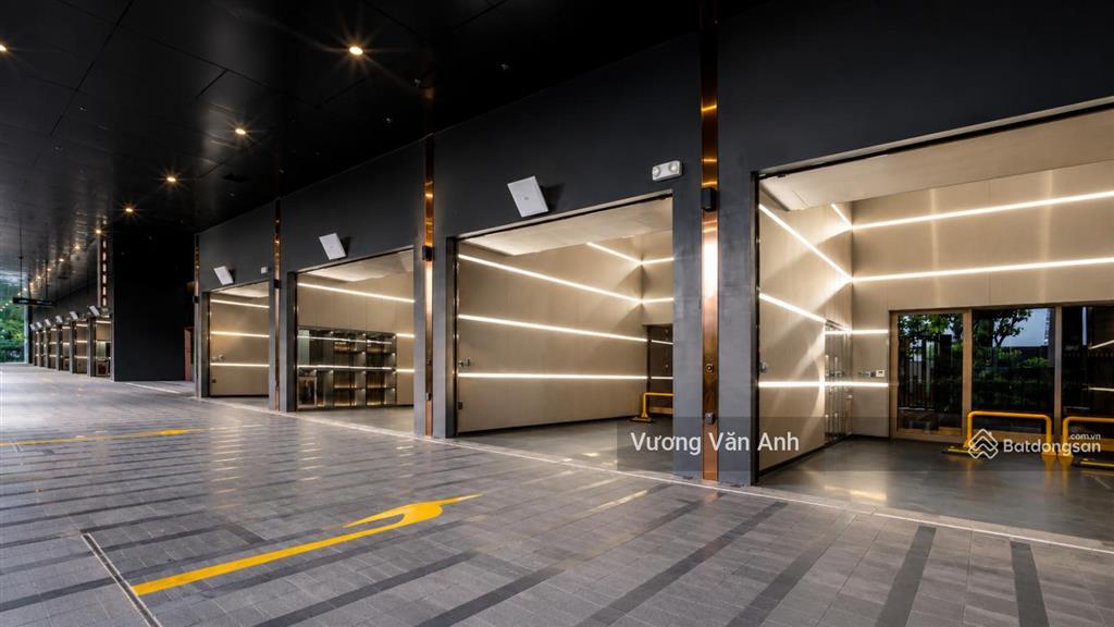Ch 3pn góc dt 132m2 đẹp maison privée sảnh, thang riêng view công viên, hồ tây cả cầu nhật tân