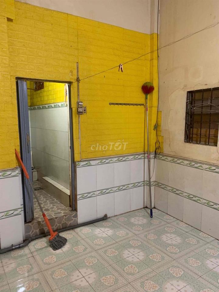 phòng tolet riêng, giờ giấc tự do, an ninh