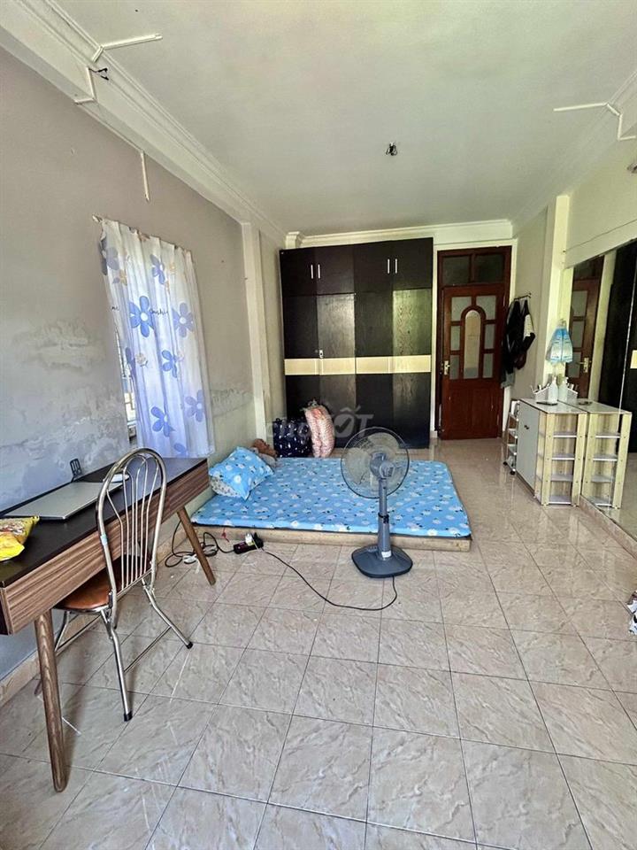 Tìm 1 nữ ở ghép trong nhà nguyên căn