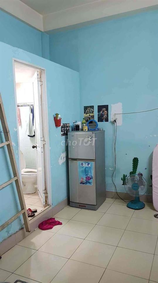 Cho thuê phòng trọ quận Tân Bình 16m2 có gác