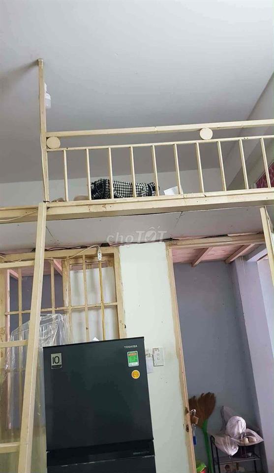 Cho thuê phòng trọ quận Tân Bình 16m2 có gác