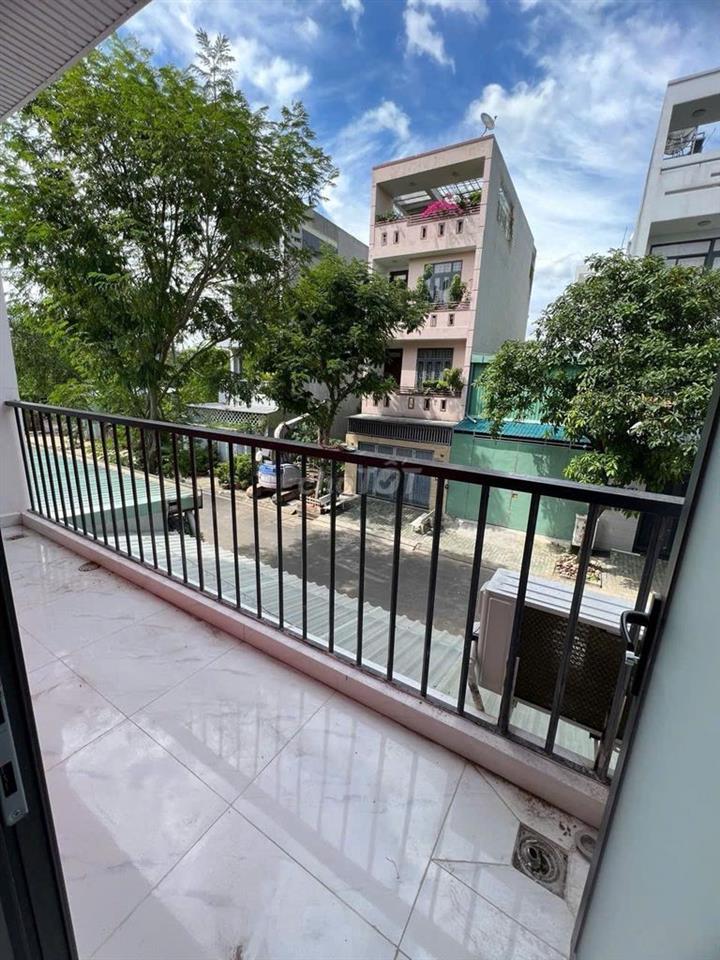 Căn hộ 2PN - Ban Công, Đại Học Văn Lang, Đặng Thùy Trâm, Bình Thạnh
