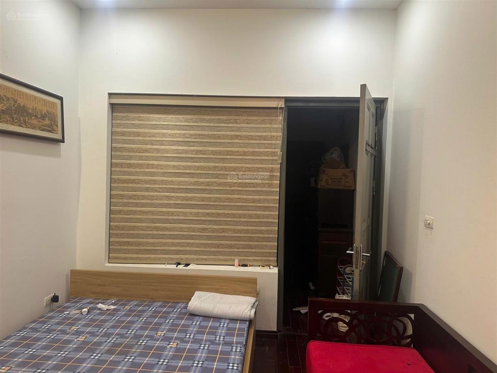 Cho thuê phòng tại ngõ 173 hoàng hoa thám full nội thất, cửa sổ ban công thoáng vĩnh viễn