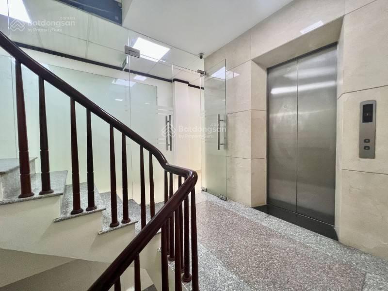 Chính chủ cho thuê tầng lửng riêng biệt, độc lập mặt phố 23 khâm thiên, dt 140m2, mặt tiền 5m