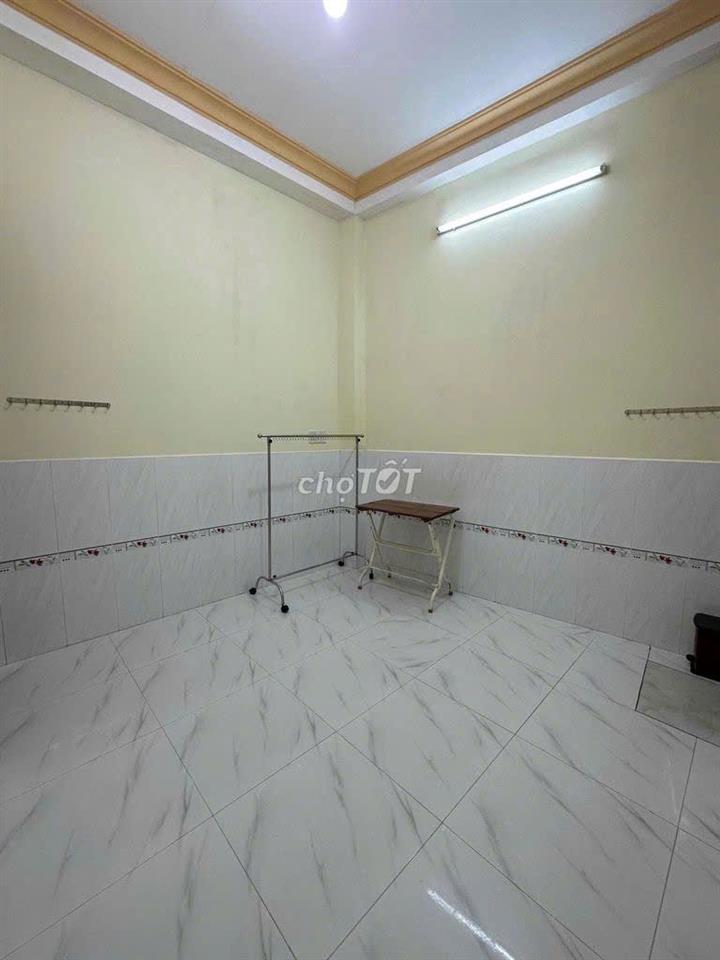 PHÒNG TRỌ CỬA SỔ THOÁNG MÁT GIÁ SINH VIÊN
