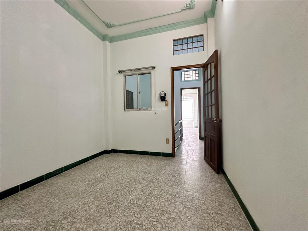 Chính chủ cho thuê nhà 5pn rộng rãi hxh tận nhà nhà mới