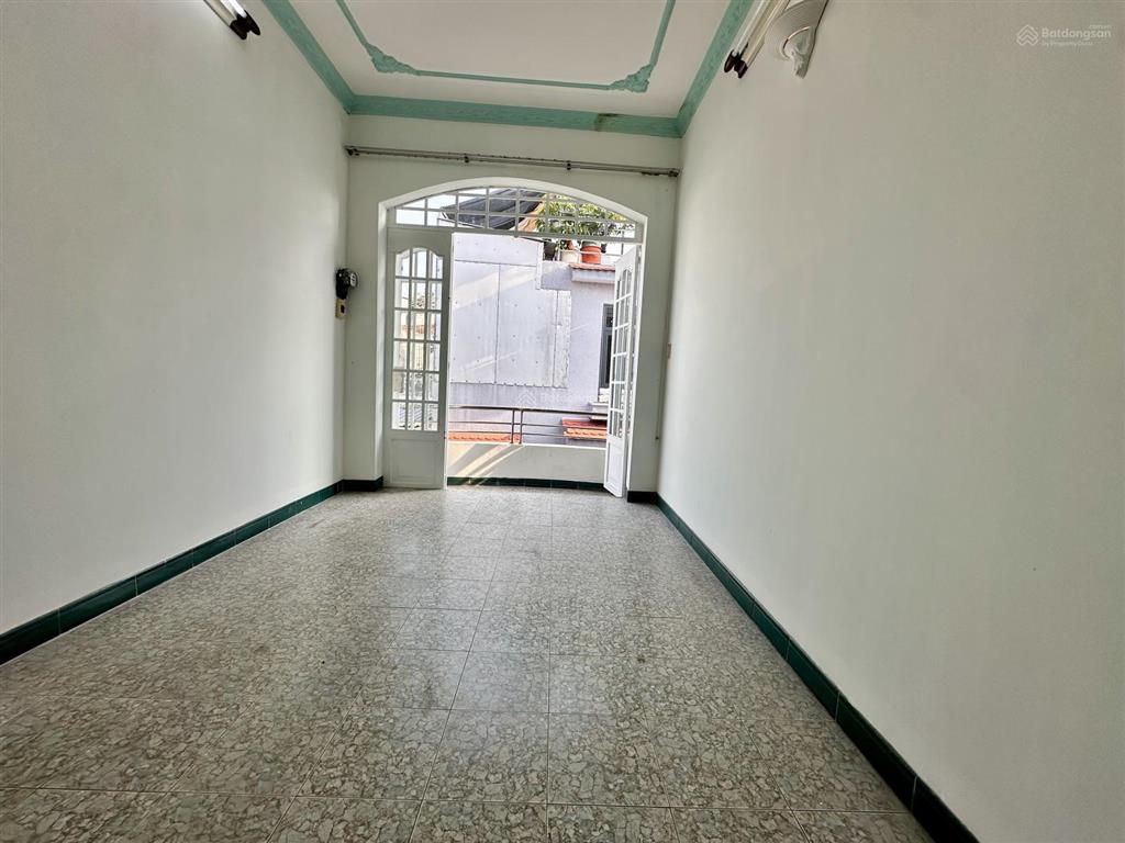 Chính chủ cho thuê nhà 5pn rộng rãi hxh tận nhà nhà mới