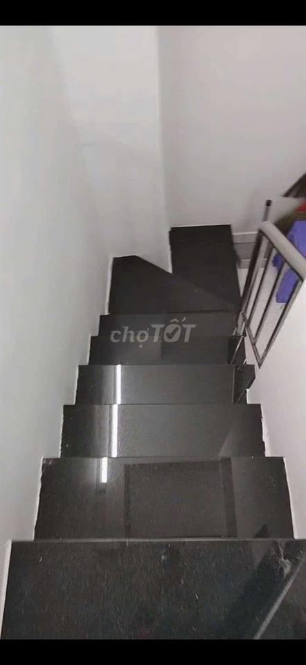 Cho thuê nhà nhỏ Hồ Đắc Di Tân Phú