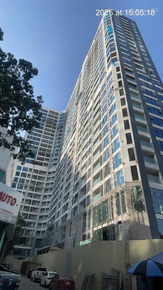 Bán căn hộ 2pn tầng trung view lotte tại 677 lạc long quân, 83m2, tây hồ 0985 429 ***