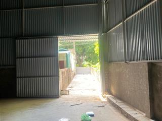 Cho thuê kho mới đẹp ngõ to đường bát khối , dt 750m, mt 8m, rb, giá 48tr