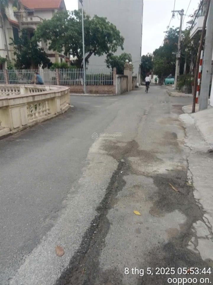 Cho thuê kho đông dư, dt 100m2, mt 7m, rb, giá 7tr/th