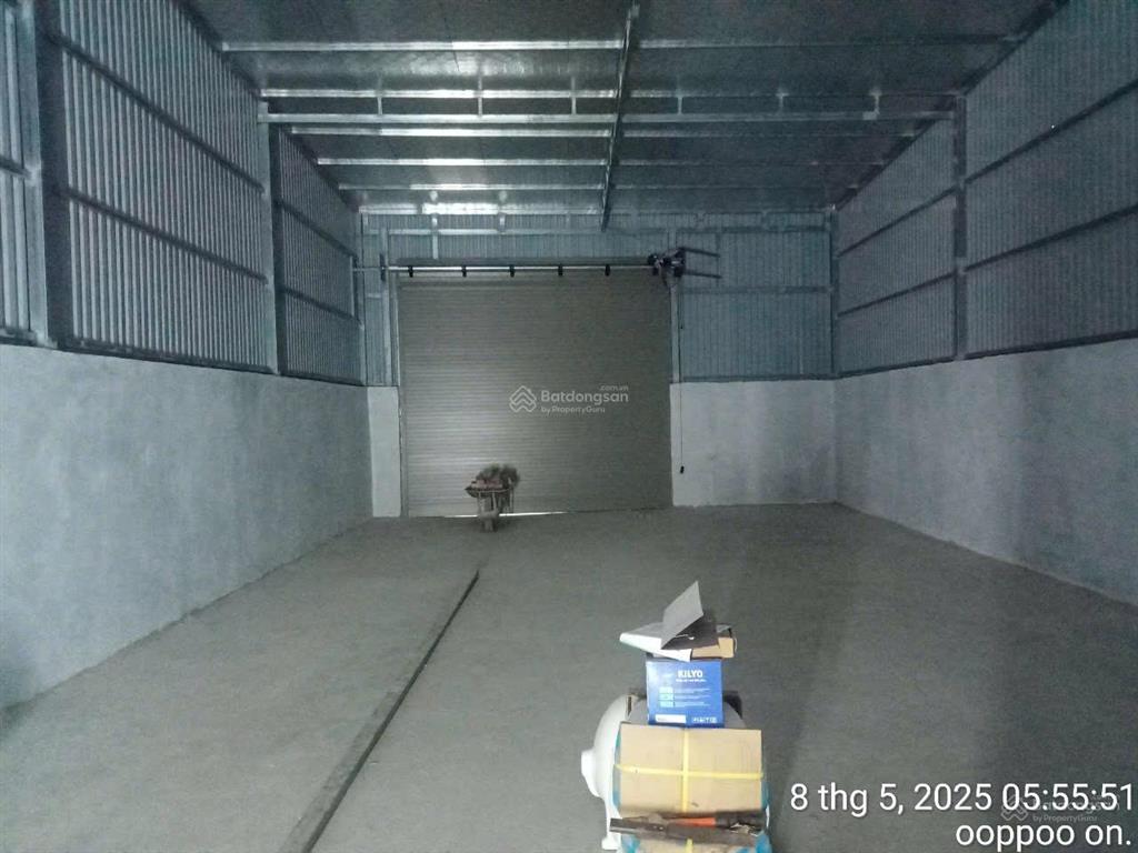 Cho thuê kho đông dư, dt 100m2, mt 7m, rb, giá 7tr/th