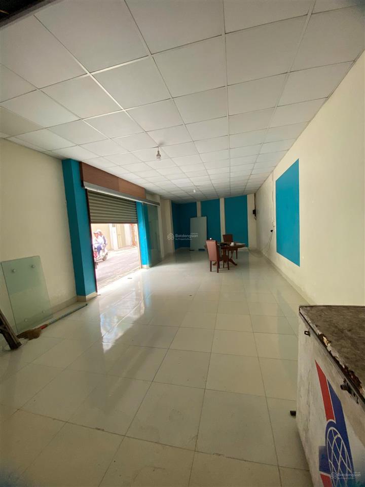 Cho thuê cửa hàng phố tư đình, dt 65m , mt 8m, rb giá 8tr
