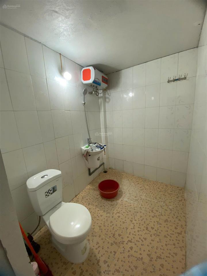 Cho thuê cửa hàng phố tư đình, dt 65m , mt 8m, rb giá 8tr