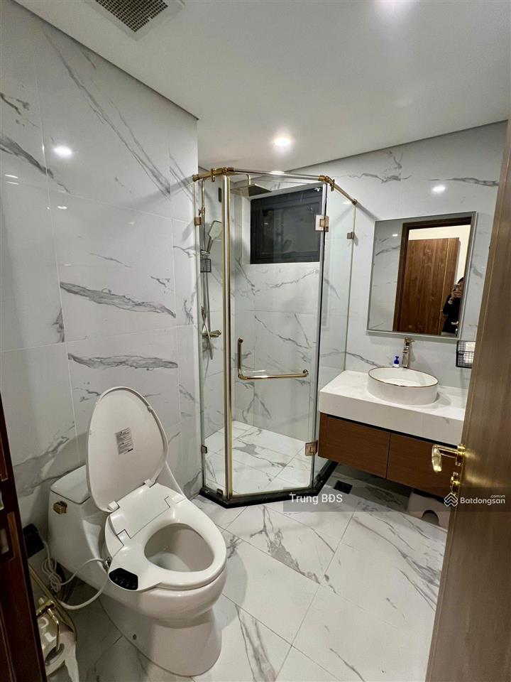 Bán căn hộ sunshine city dt 90m2 giá 8.8 tỷ.  e trung 0989 734 ***