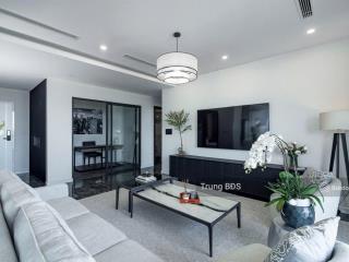 Cho thuê căn hộ tầng cao sunshine golden rived 161m2 03pn 27tr/th, đủ đồ xịn.  e trung 0989 734 ***