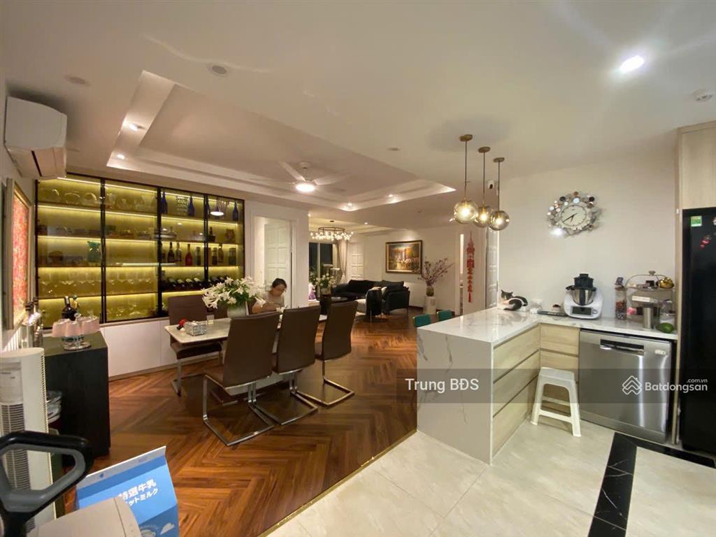 Bán căn hộ ciputra, ha nội diện tích 123m 03pn giá 11.4 tỷ.  e trung 0989 734 ***