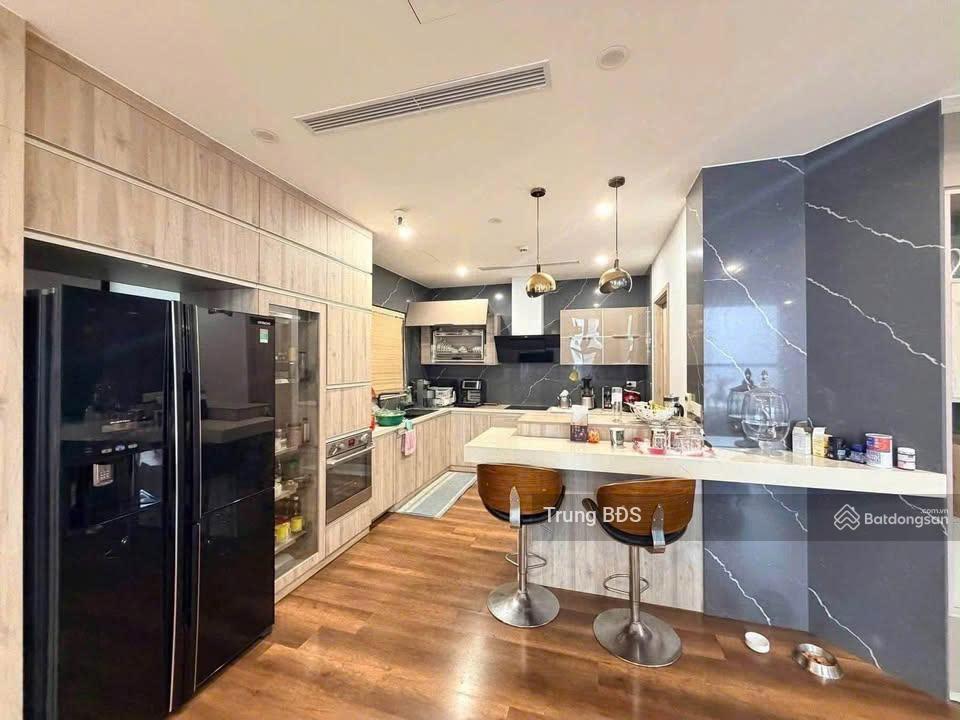 Bán căn hộ sunshine riverside, 93m2 03pn giá 8,3 tỷ.  e trung 0989 734 ***