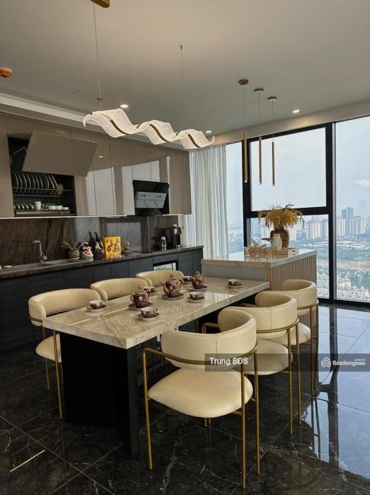 Cho thuê ch sunshine golden river, phú thượng, dt 123m 02pn giá 27tr/tháng.  0989 734 *** e trung