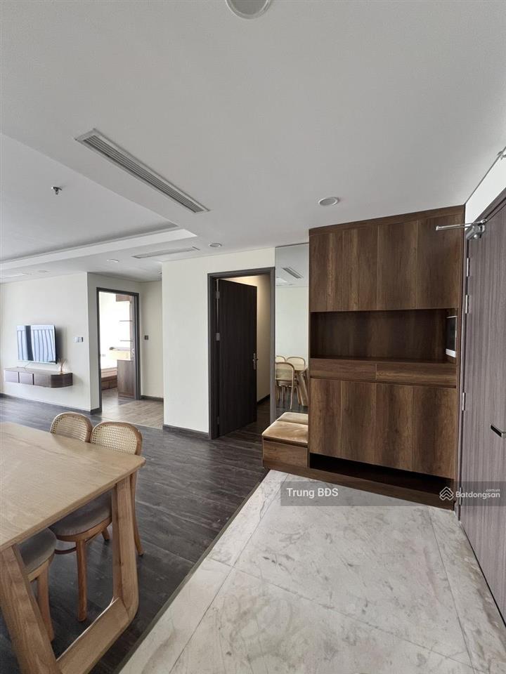 Cho thuê căn hộ 3pn n01t7 ngoại giao đoàn view trực diện hồ tây, full nội thất tầng cao, vào ở ngay