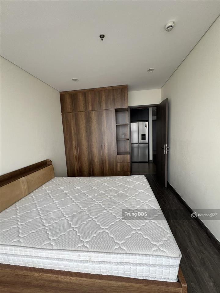 Cho thuê căn hộ 3pn n01t7 ngoại giao đoàn view trực diện hồ tây, full nội thất tầng cao, vào ở ngay
